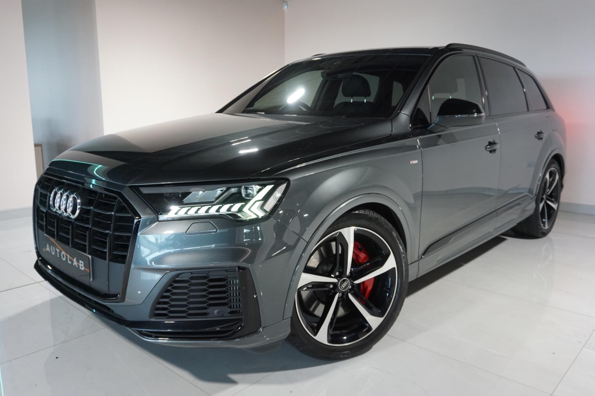 Audi Q7 3.0 TFSIe V6 55 Black Edition SUV 5dr Petrol Plug-in Hybrid Tiptronic quattro Euro 6 (s/s) 17.9kWh (381 ps)
